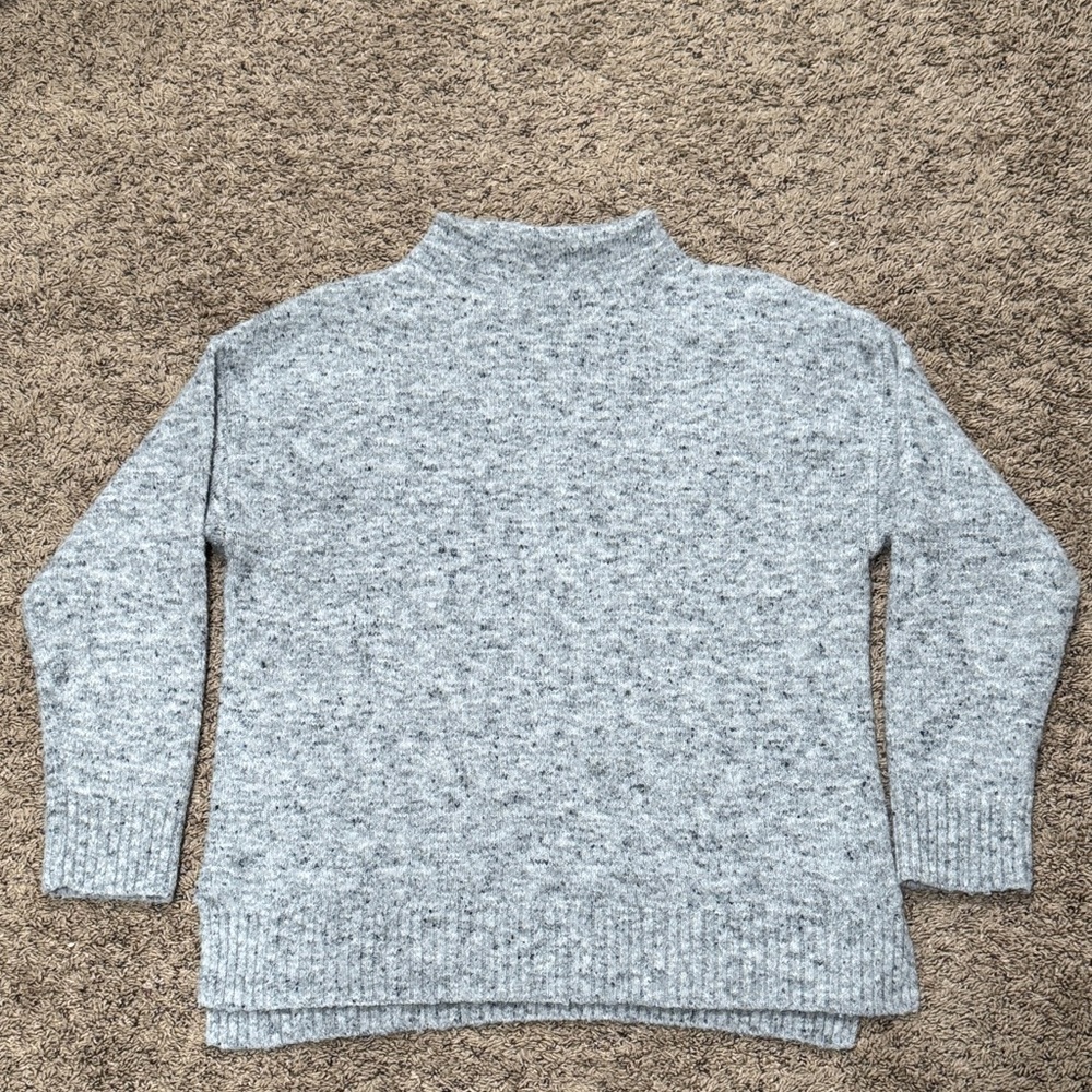 Well Worn Women’s Oversized Cozy Gray Warm Knit Sweater 5% Wool Size M
